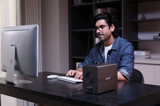 EAGET Mini Server:First NAS + DAS Hybrid